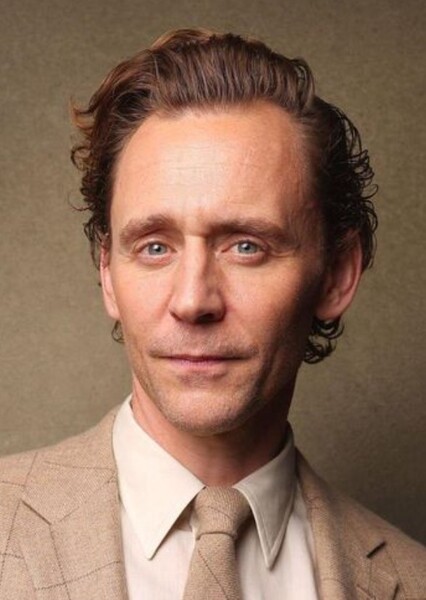 Tom Hiddleston photo