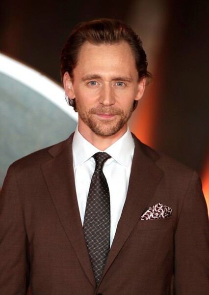 Tom Hiddleston photo
