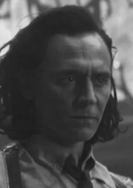 Tom Hiddleston photo