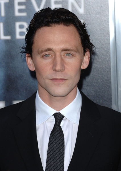 Tom Hiddleston photo