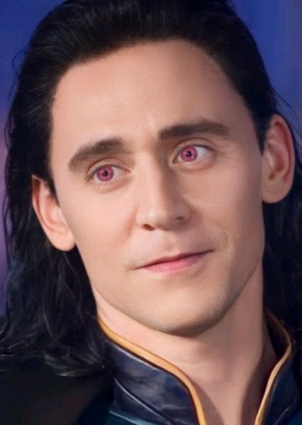 Tom Hiddleston photo