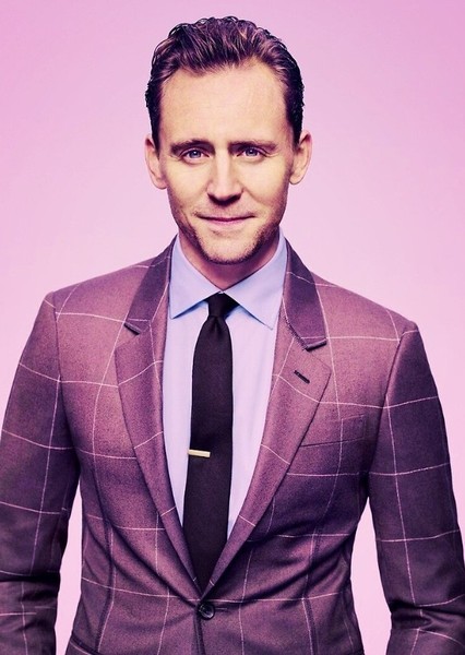 Tom Hiddleston photo