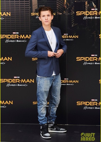 Tom Holland photo
