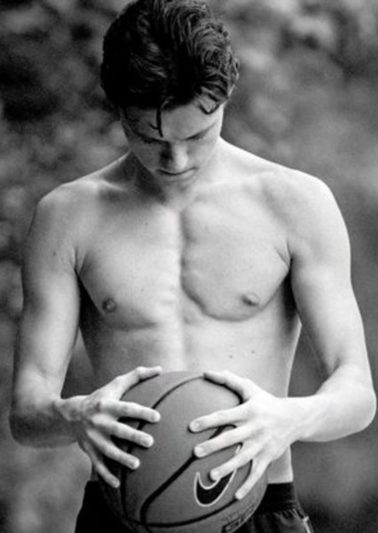 Tom Holland photo