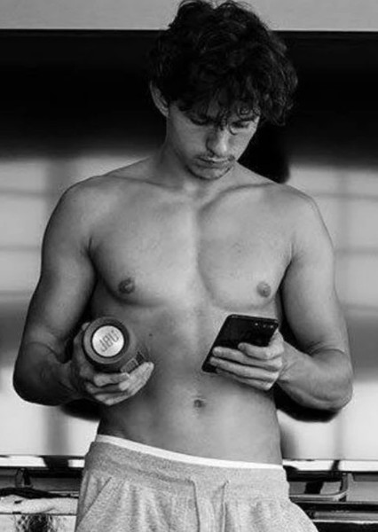 Tom Holland photo