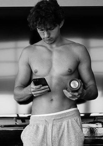 Tom Holland photo