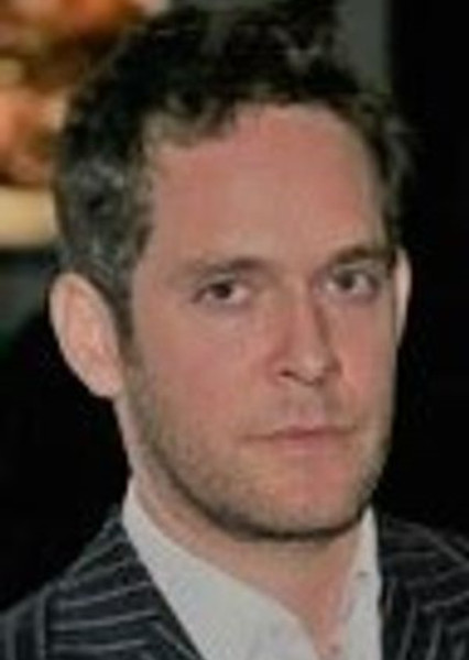 Tom Hollander photo