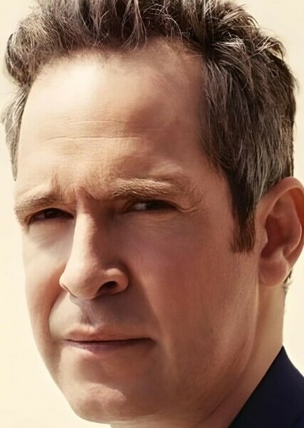 Tom Hollander photo
