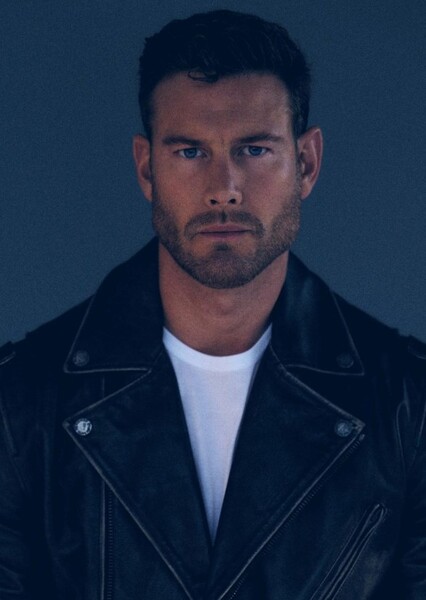 Tom Hopper photo