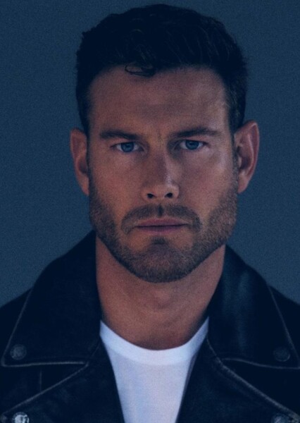 Tom Hopper photo