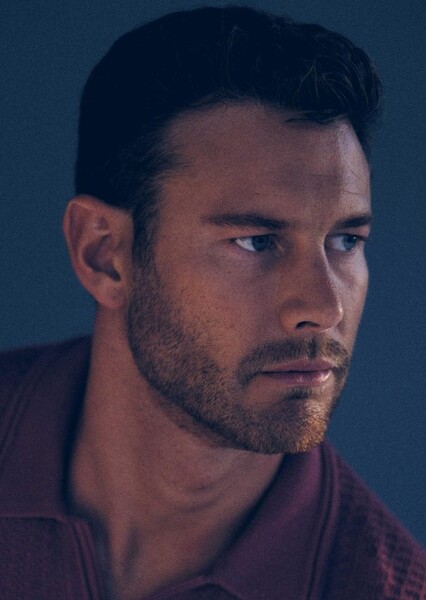 Tom Hopper photo