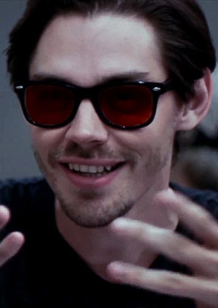 Tom Payne