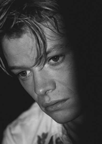 Tom Rhys Harries