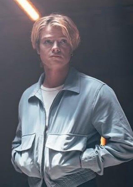 Tom Rhys Harries photo