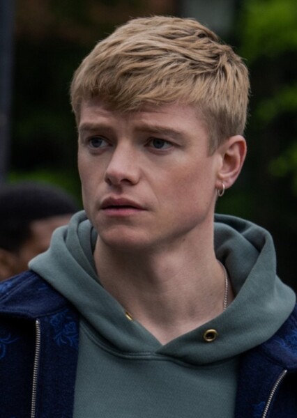 Tom Rhys Harries photo