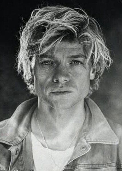 Tom Rhys Harries photo