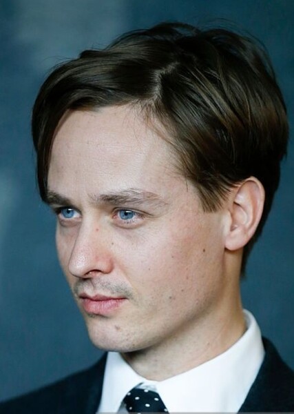 Tom Schilling