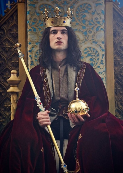 Tom Sturridge photo