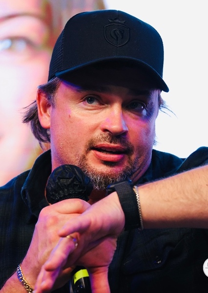 Tom Welling photo