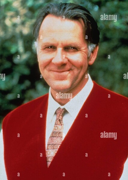 Tom Wilkinson photo