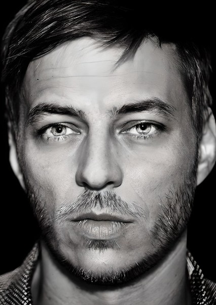 Tom Wlaschiha photo