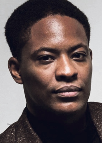 Tomiwa Edun photo