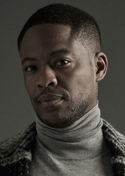 Tomiwa Edun photo