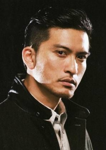 Tomoya Nagase