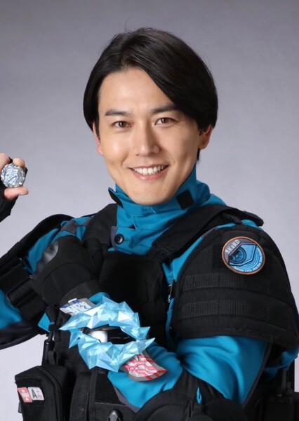 Tomoya Warabino photo