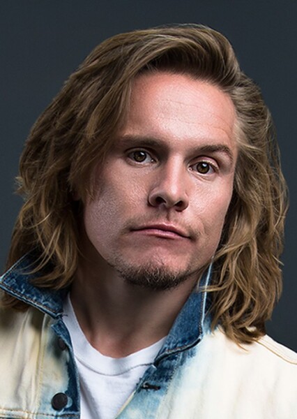 Tony Cavalero photo