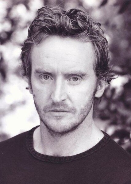 Tony Curran photo