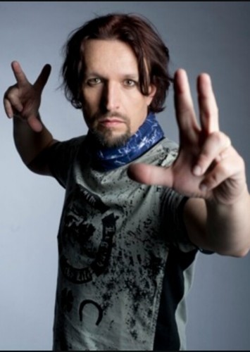 Tony Kakko photo