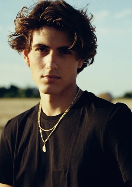 Tony Özkan photo