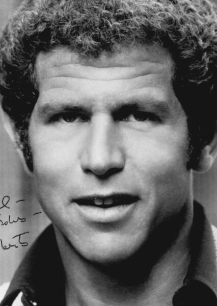 Tony Roberts photo