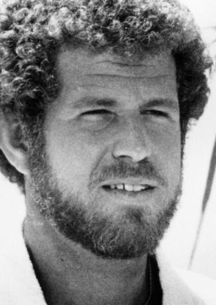 Tony Roberts photo