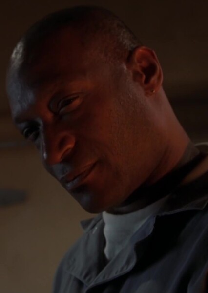 Tony Todd photo