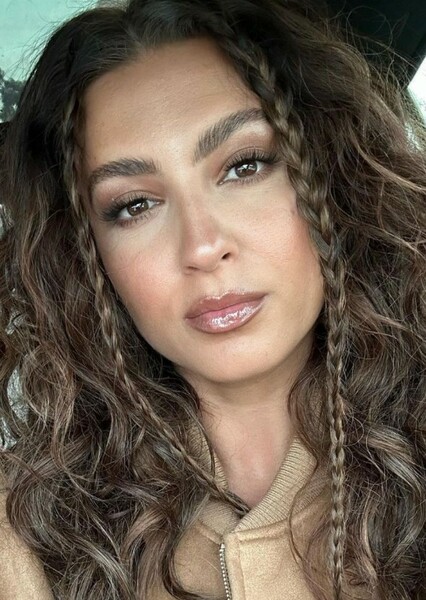 Tori Kelly photo