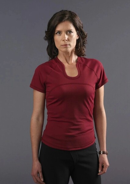Torri Higginson photo