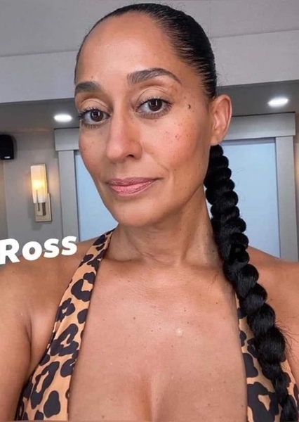 Tracee Ellis Ross photo