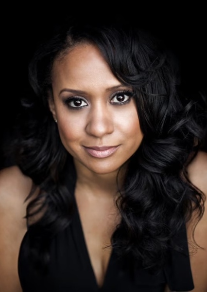 Tracie Thoms photo