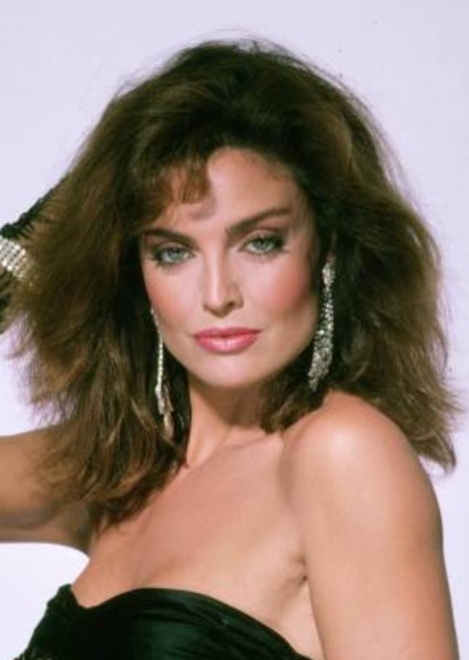 Tracy Scoggins photo