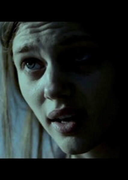 Tracy Spiridakos photo