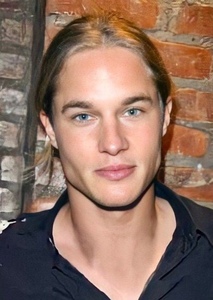 Travis Fimmel