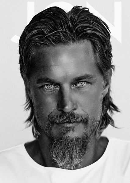 Travis Fimmel photo