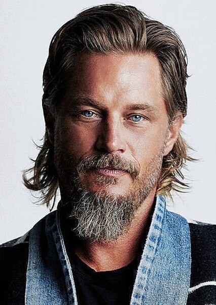 Travis Fimmel photo