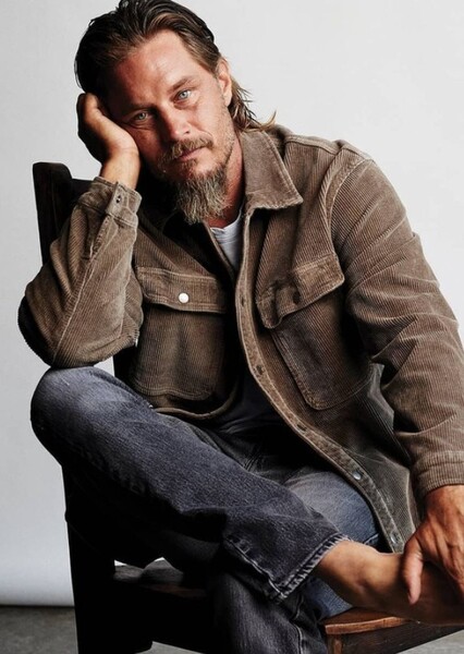 Travis Fimmel photo