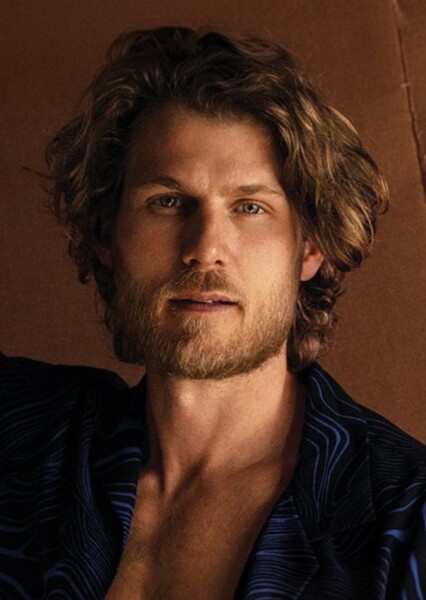 Travis Van Winkle photo