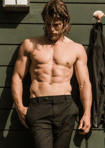 Travis Van Winkle photo