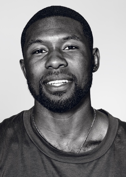 Trevante Rhodes photo