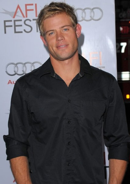 Trevor Donovan photo